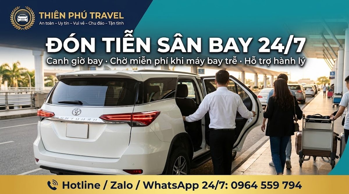 Tài xế Thiên Phú Travel đón khách tại sân bay Cam Ranh
